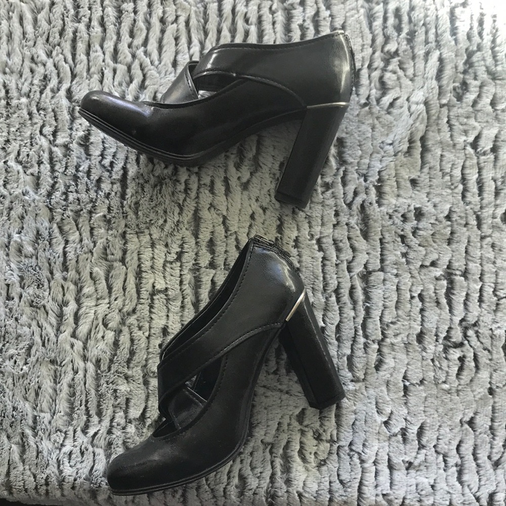 Franco Sarto black heels 7.5 M *gently used*